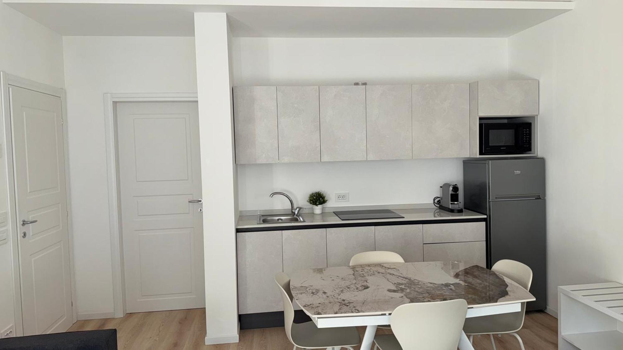 Apartment Mihouse Res Milan